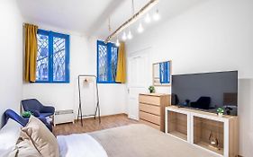 Convenient Apartment At Gastro Driven Location