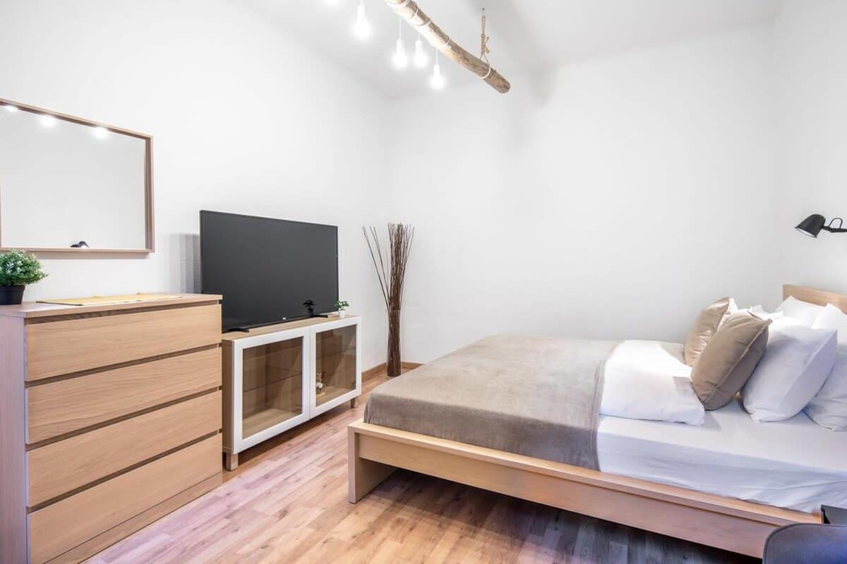 Convenient Apartment At Gastro Driven Location Budapest Exterior foto